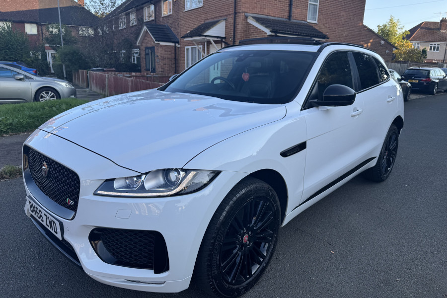 2016 Jaguar F-Pace